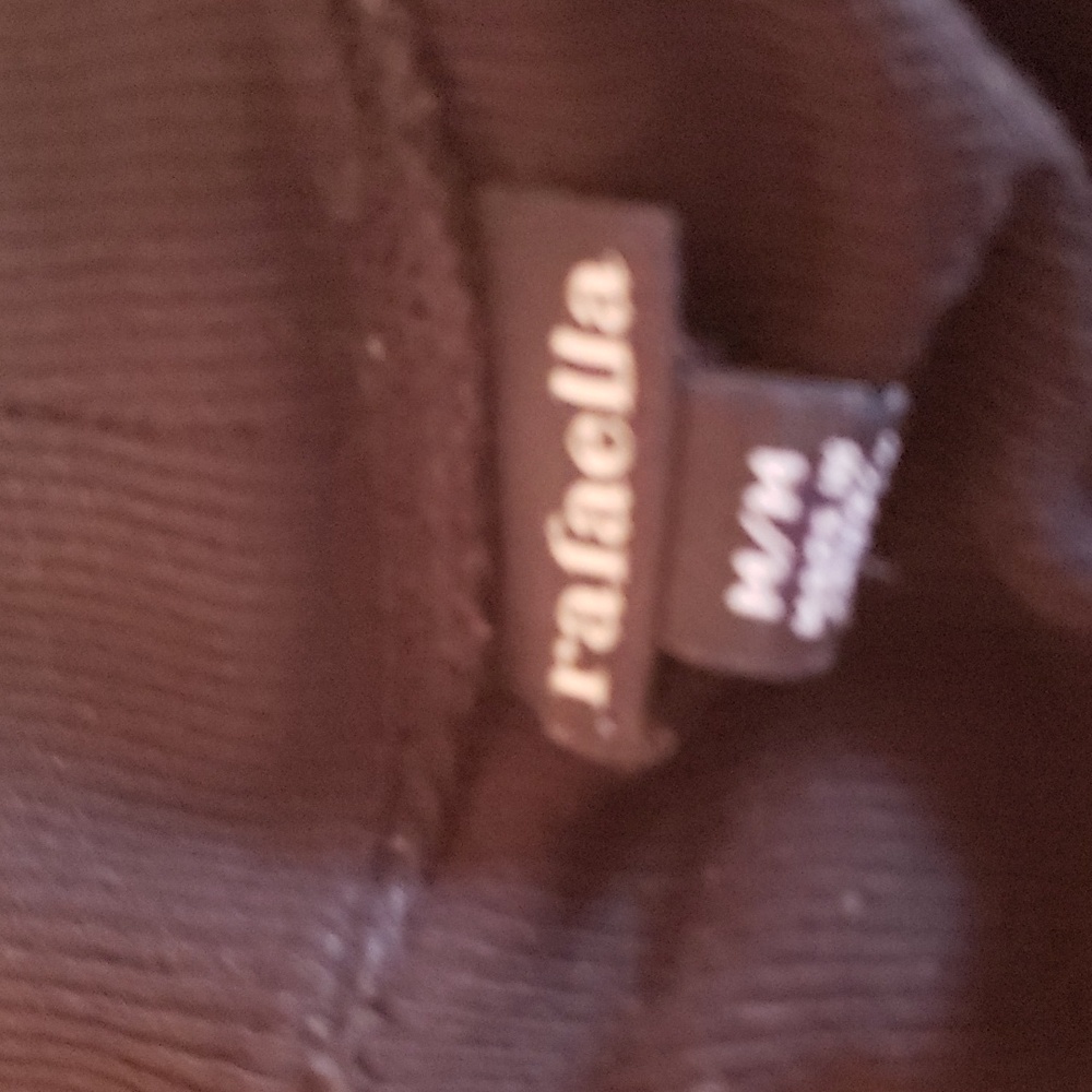Sweater - Picture 4 of 4